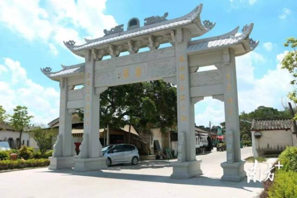 詹厝村。  