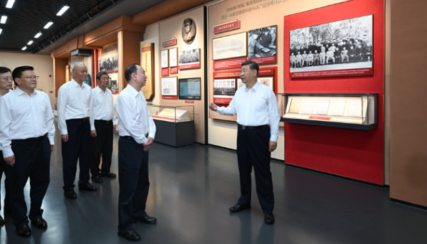 习近平在广东考察时强调 深入学习宣传贯彻党的二十届四中全会精神 以全面深化改革开放推动高质量发展