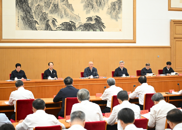 全国党建工作座谈会在京召开 蔡奇出席并讲话 李希出席.jpg